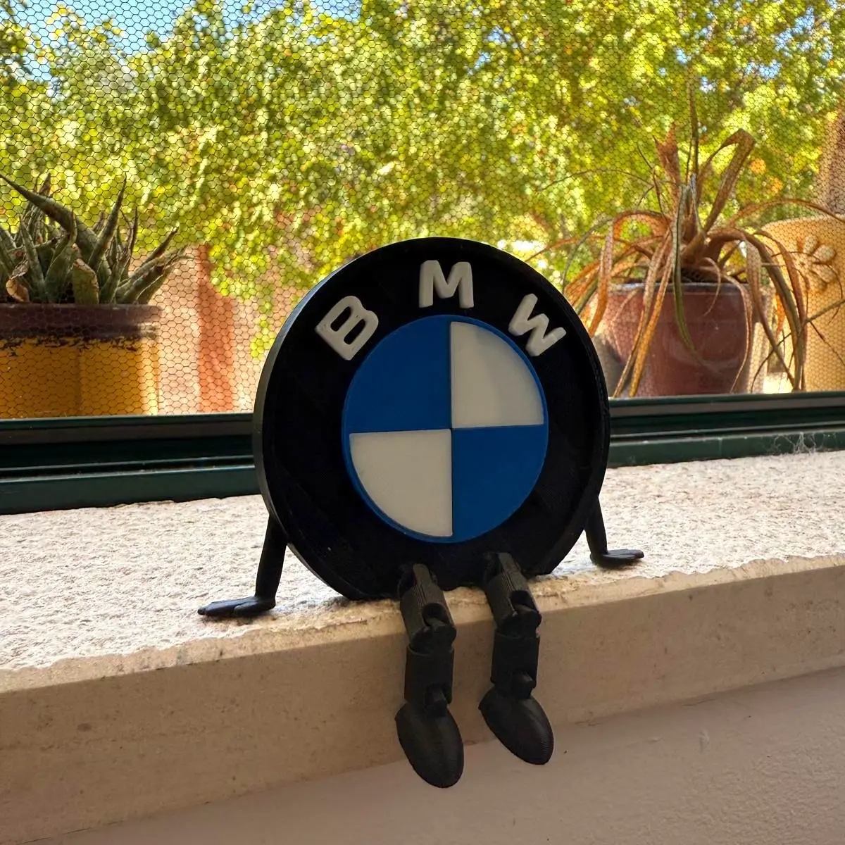 Bronvoorbeeld van het 3D-model Articulated Bmw logo door 3Duroflex