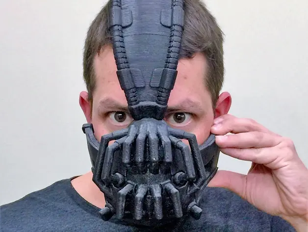 Source preview of the Bane Mask 3D model by Quad Strong