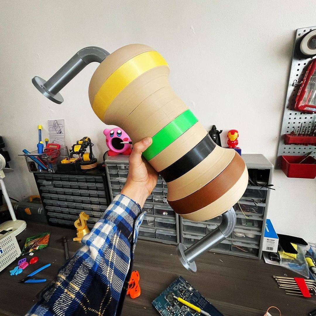 Bronvoorbeeld van het 3D-model Big Resistor door Jocoque MX