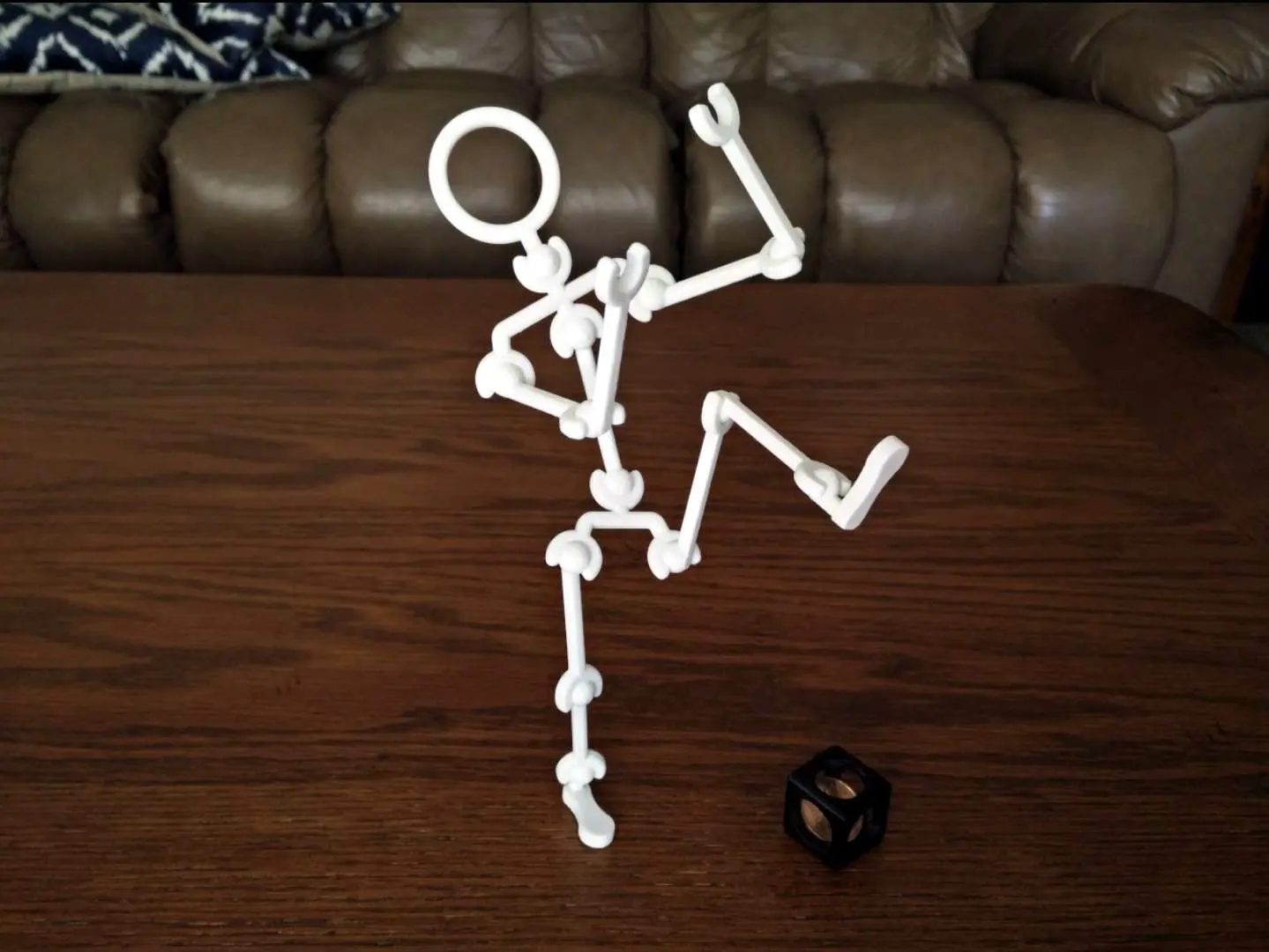 Source preview of the boneco palito articulado  3D model by Karllo