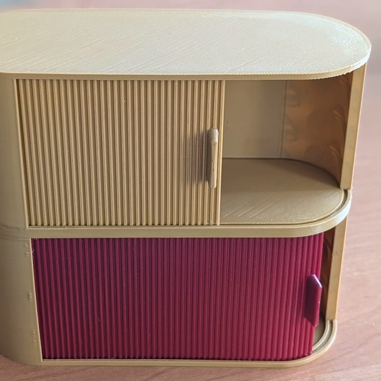 Source preview of the Box with roller shutter for small items with a smooth surface 3D model by Dionis Aphonich