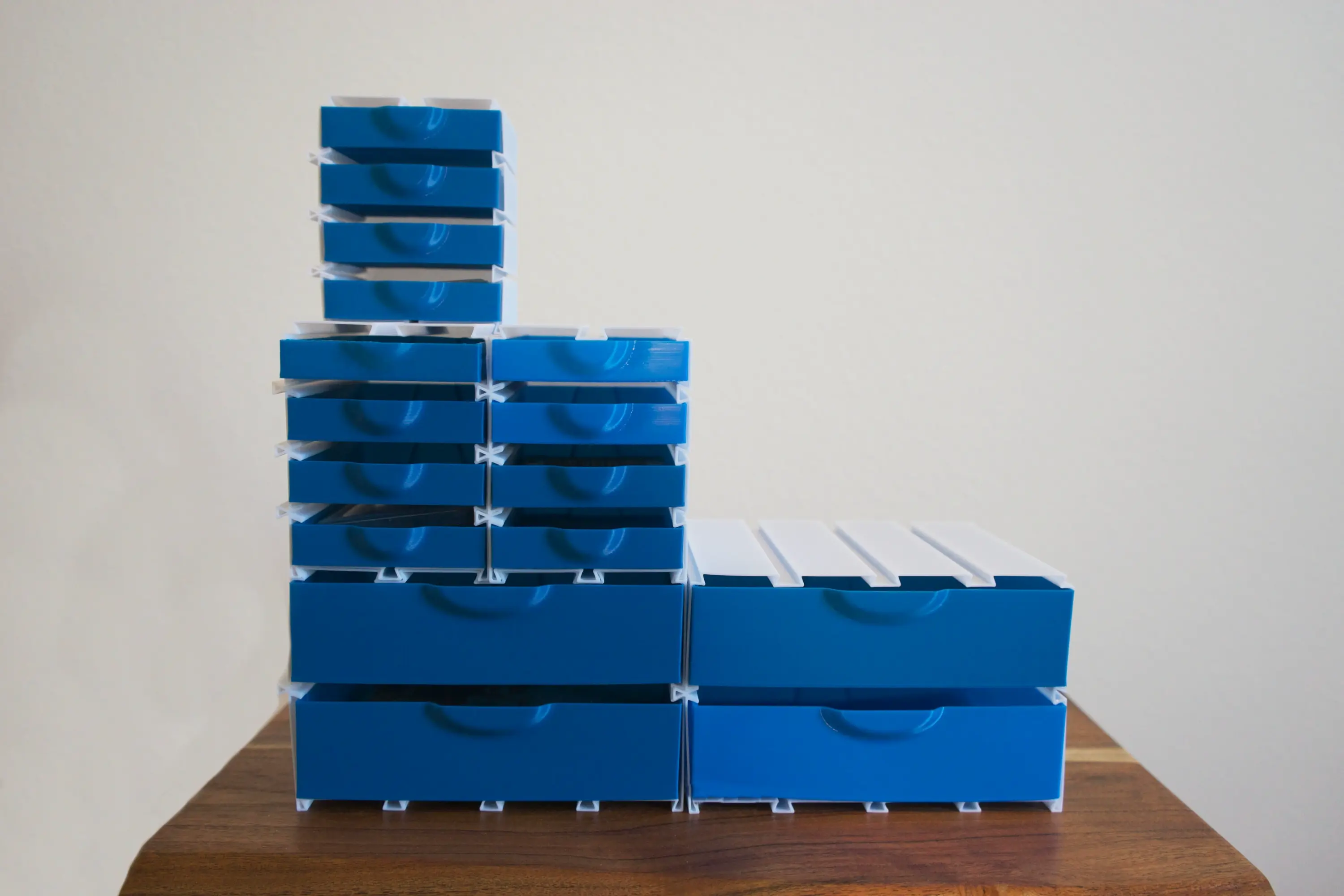 Source preview of the Customizable Organizing Drawer System (Vase Mode) 3D model by RimanCz