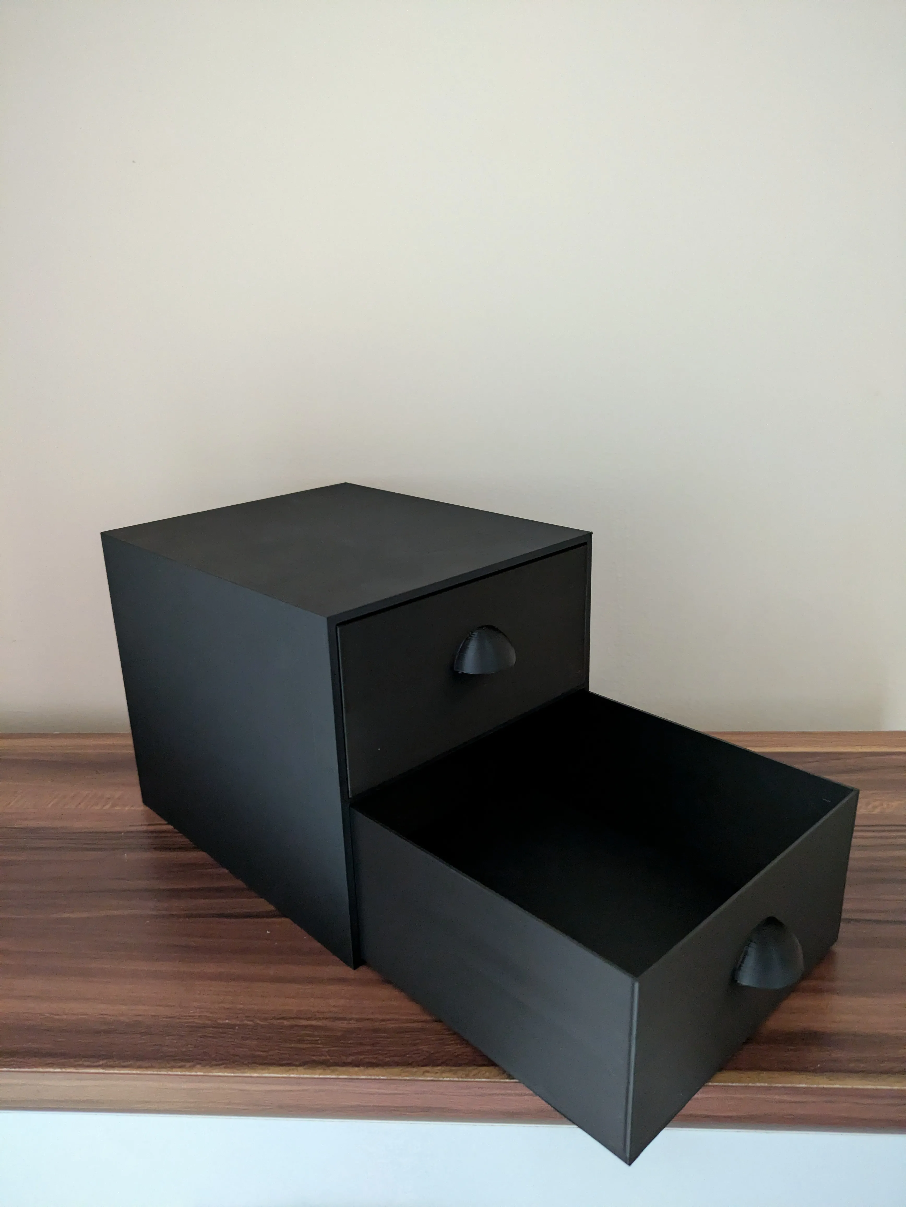 Bronvoorbeeld van het 3D-model Desk Drawer door OBWT