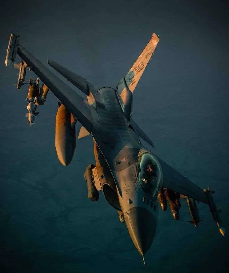 Source preview of the f-16 c viper 3D model by Ali Shahid