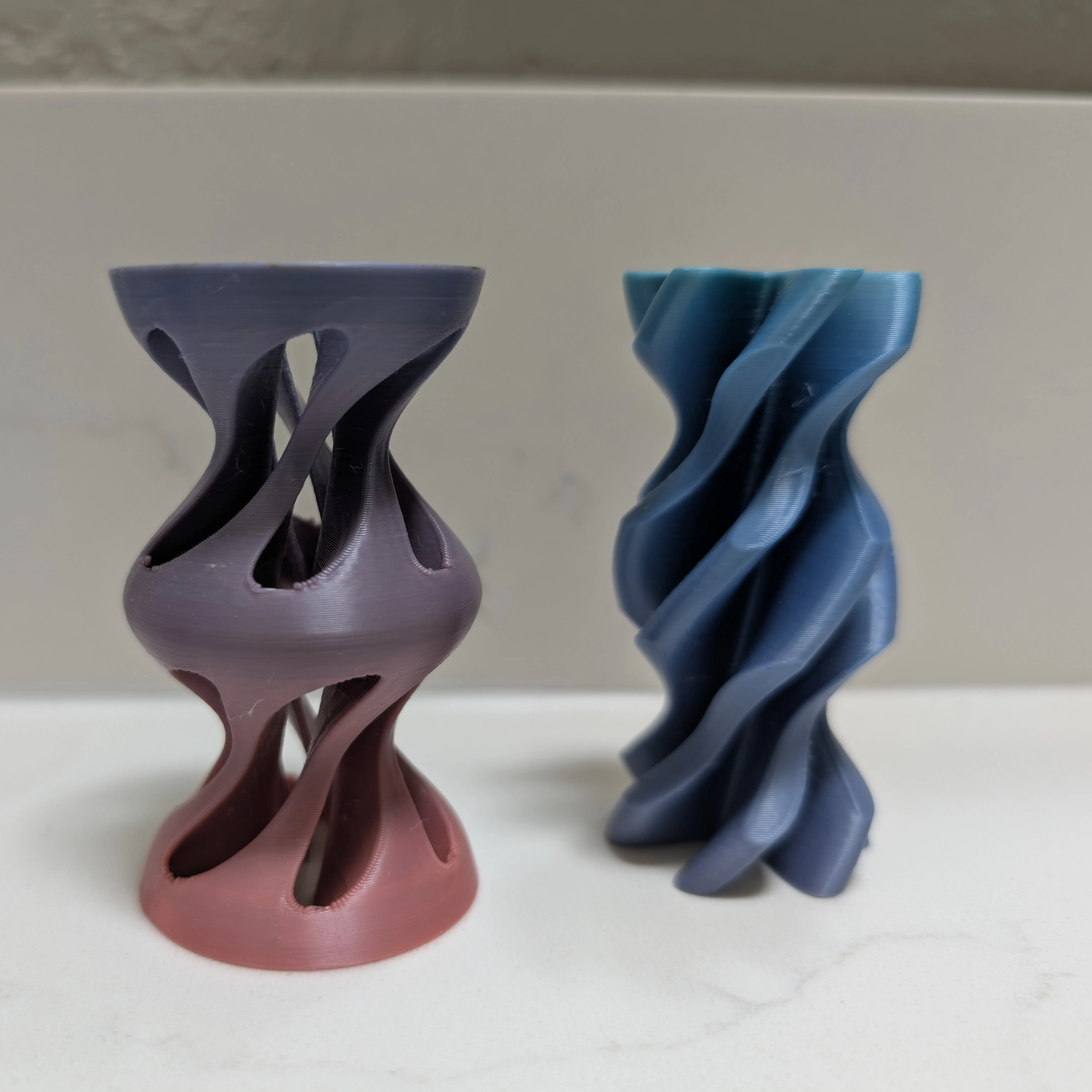 Source preview of the Fidget Hour Glass 3D model by DrewBacca