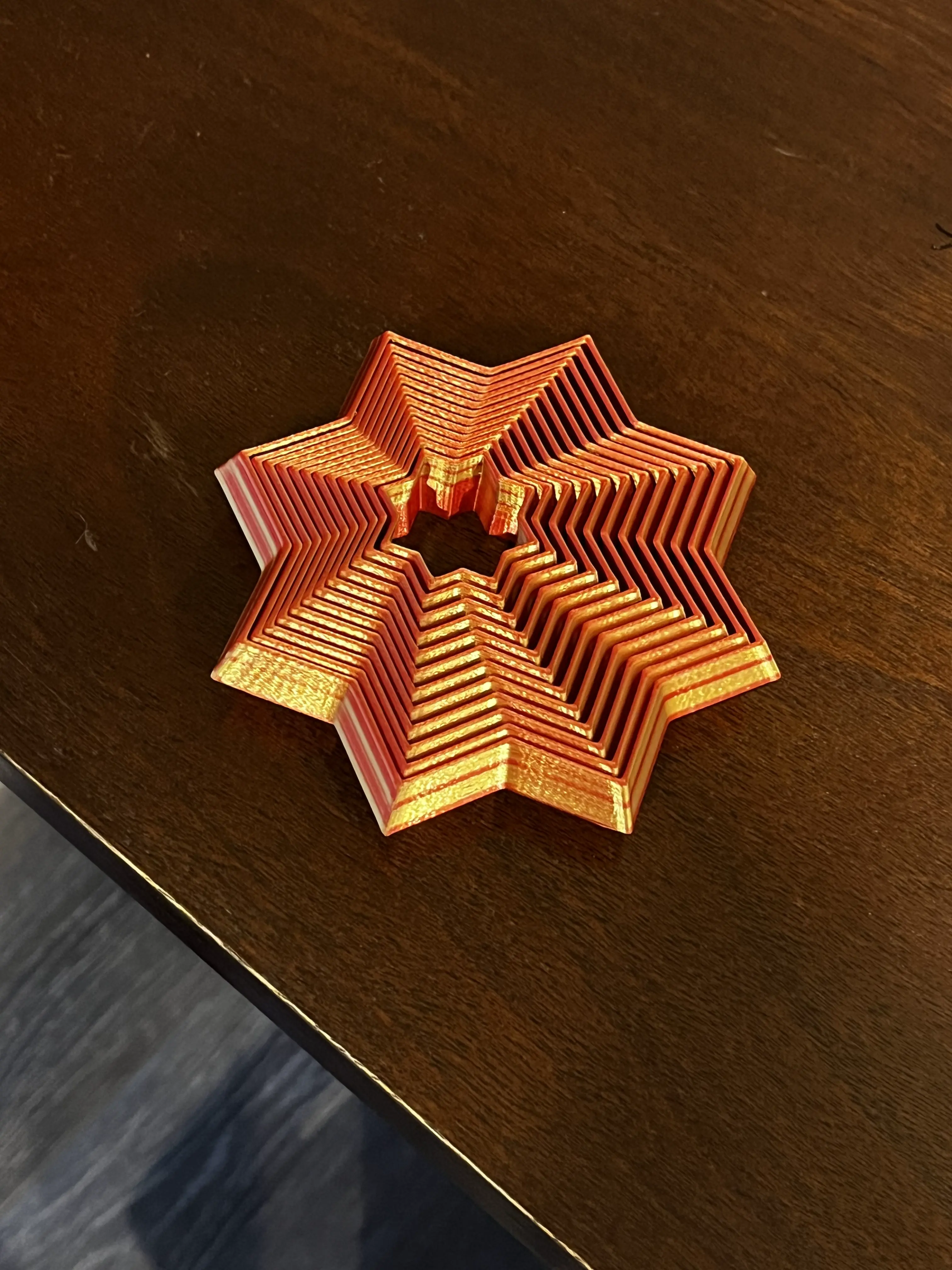 Bronvoorbeeld van het 3D-model Fidget star door I_KOS