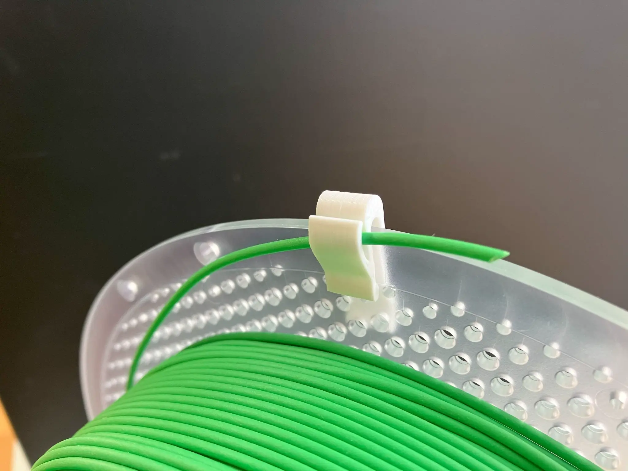 Bronvoorbeeld van het 3D-model Filament Clip door kaz3d