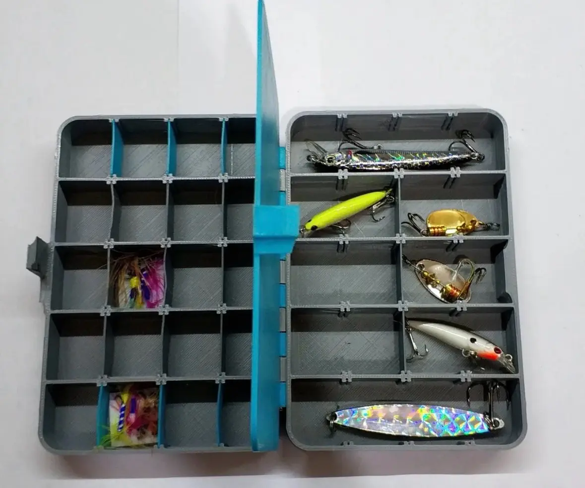 Source preview of the Fishing Box 3D model by DeejayPichiii