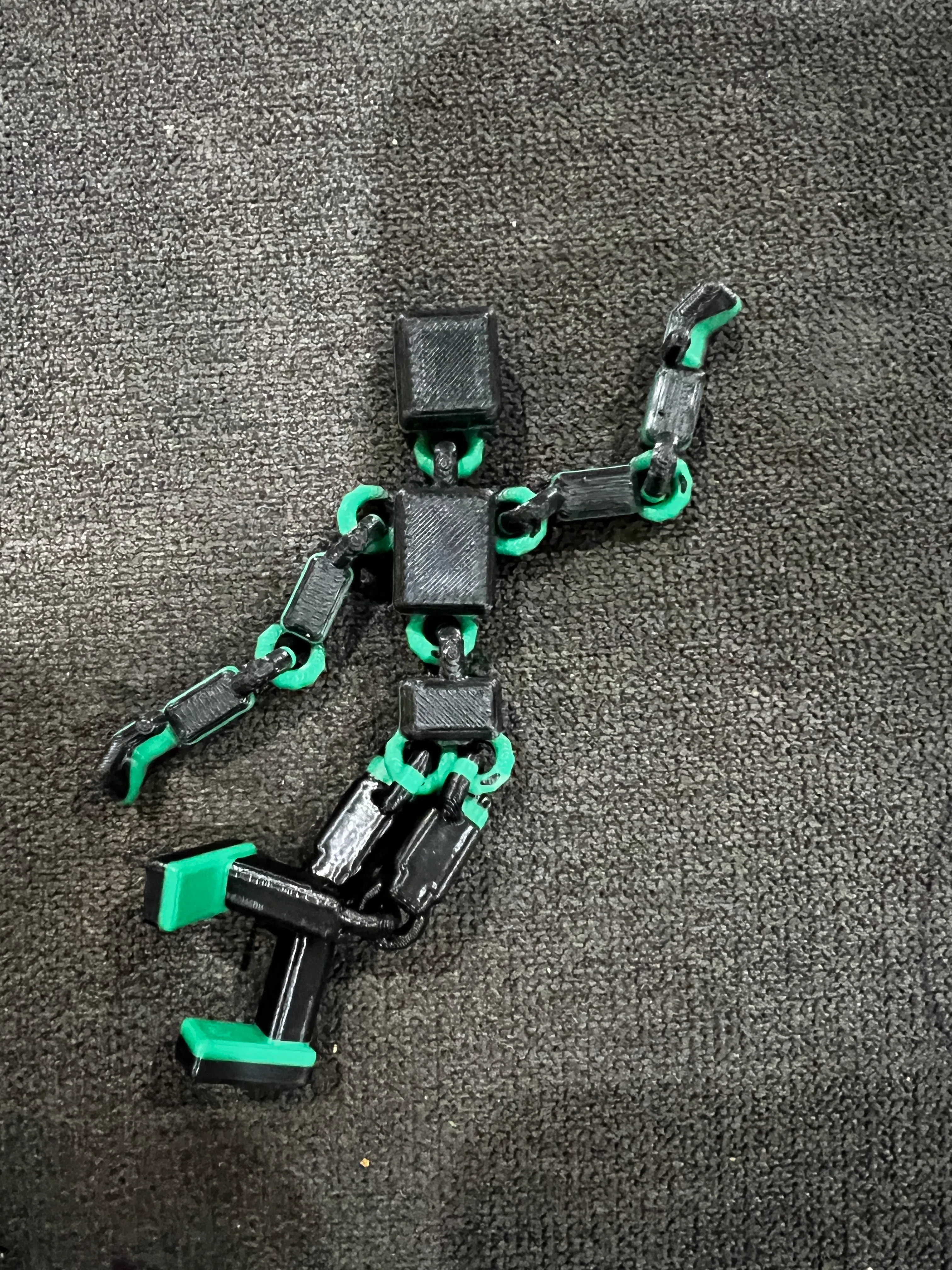 Bronvoorbeeld van het 3D-model flexi man door 3d Print Dood