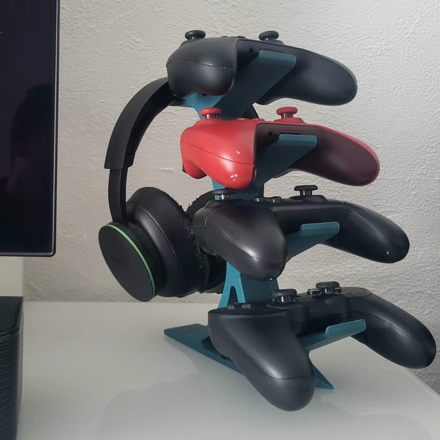 Bronvoorbeeld van het 3D-model Gaming Stand door UeSVulcain