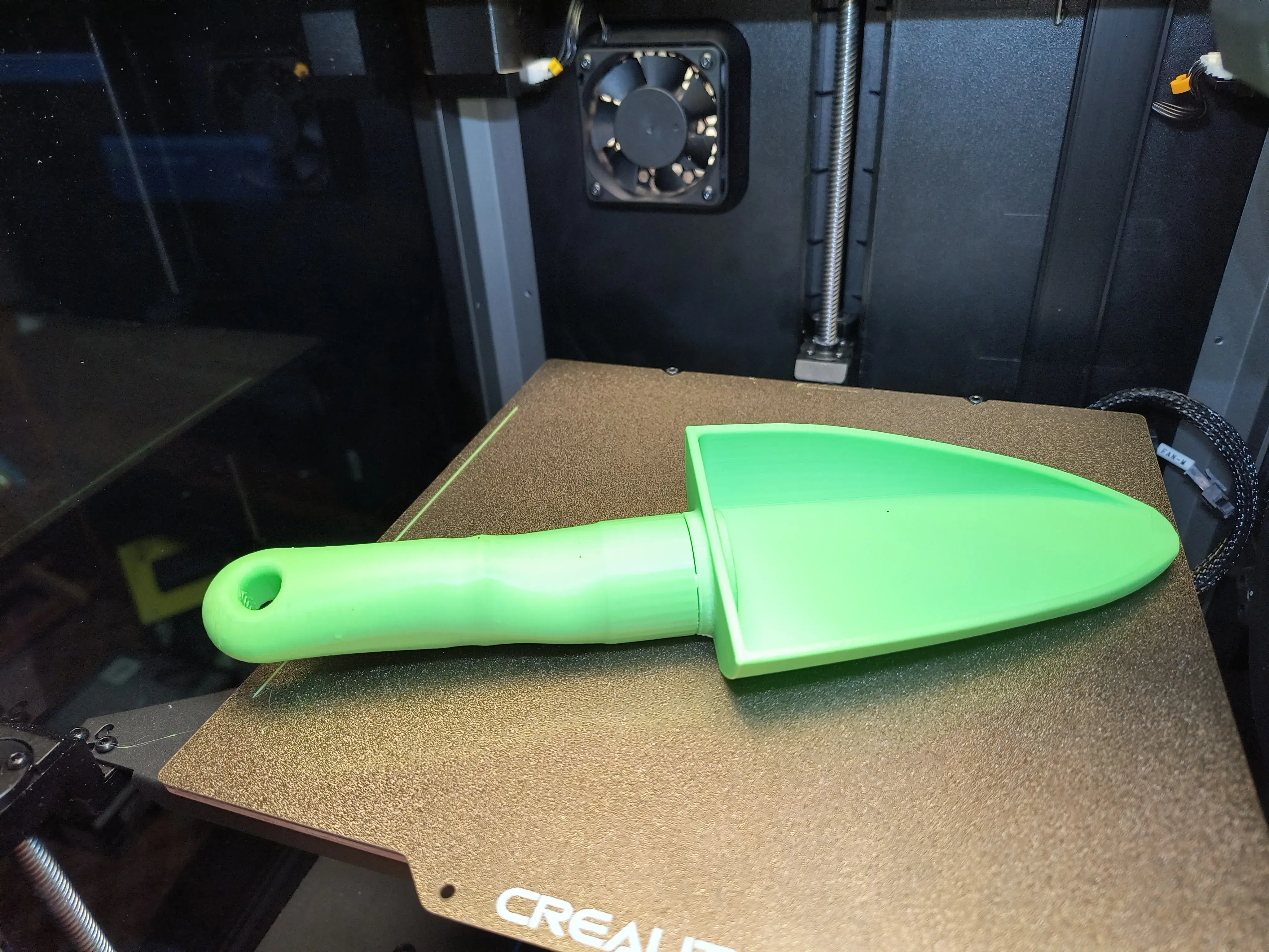Bronvoorbeeld van het 3D-model Garden shovel tool trowel replaceable tool designed supports door MichaelF