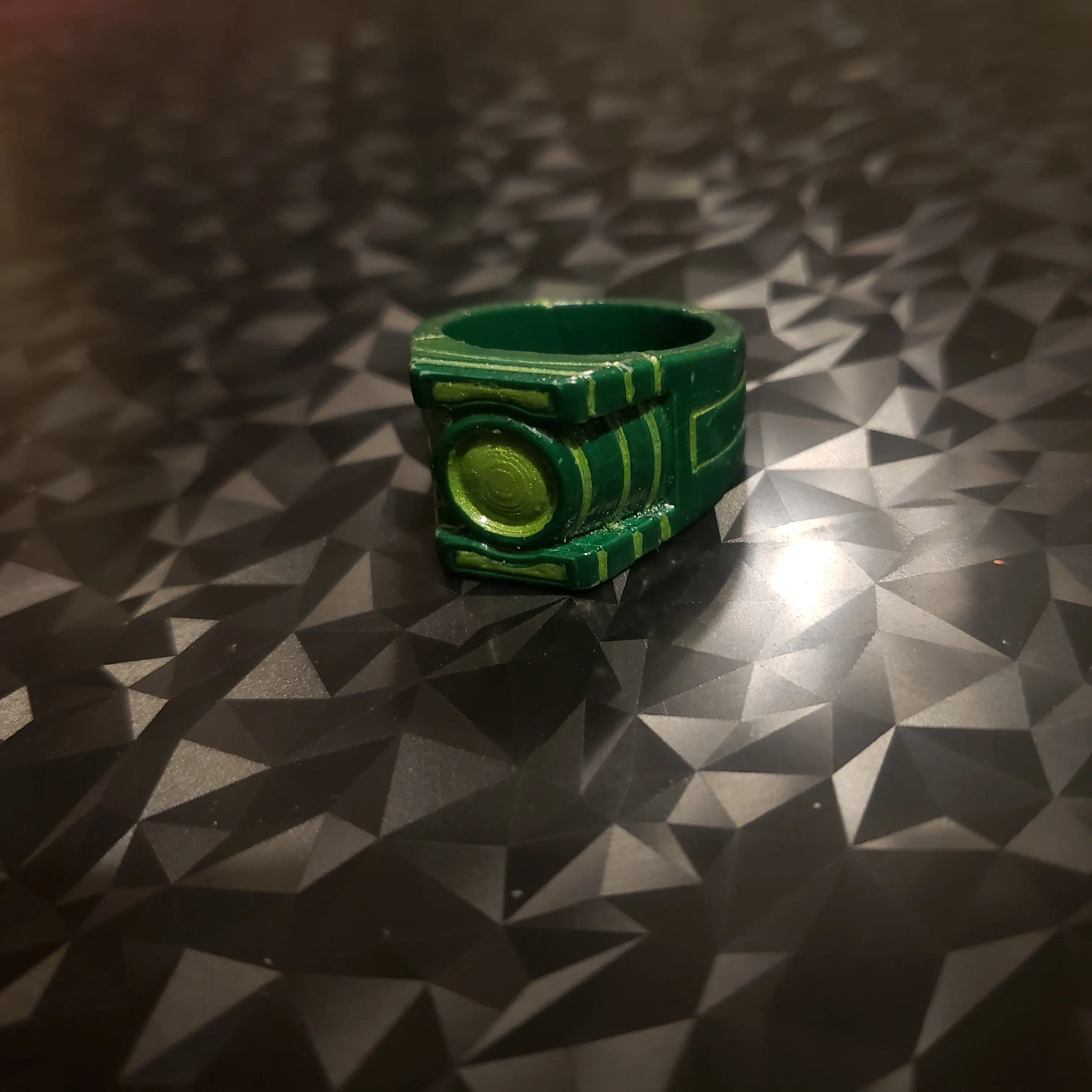 Source preview of the Green Lantern Ring 3D model by SAWMPHIRE