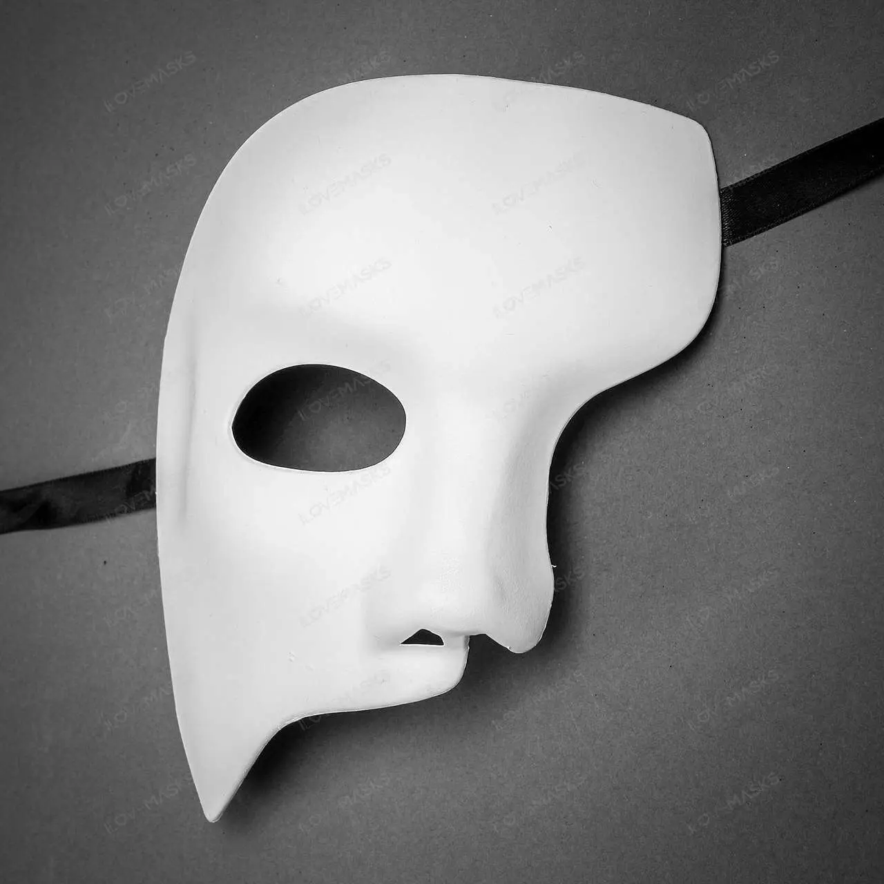 Bronvoorbeeld van het 3D-model half mask door Sura thiyam