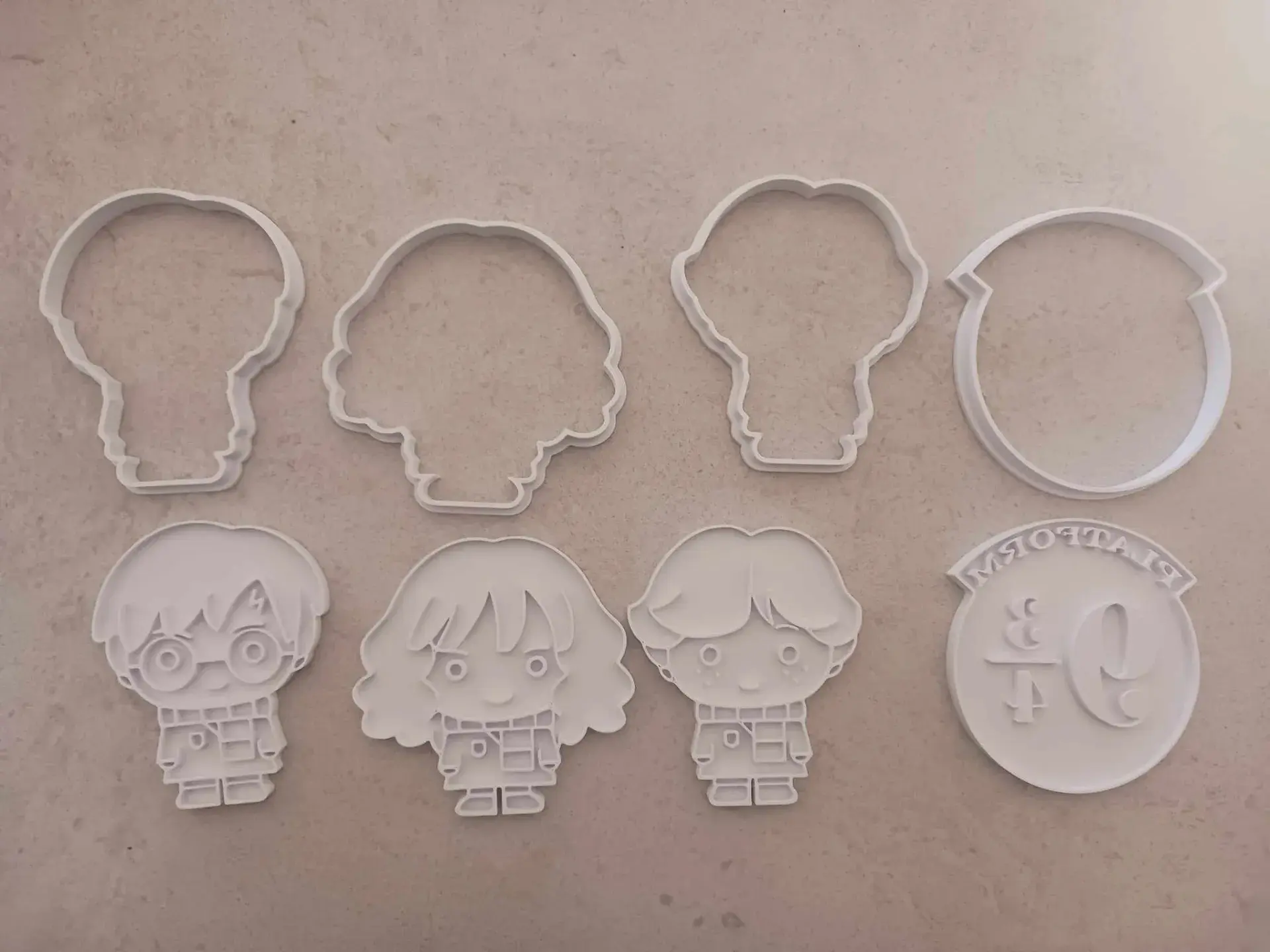 Bronvoorbeeld van het 3D-model Harry Potter cookie cutter door Kornel0218