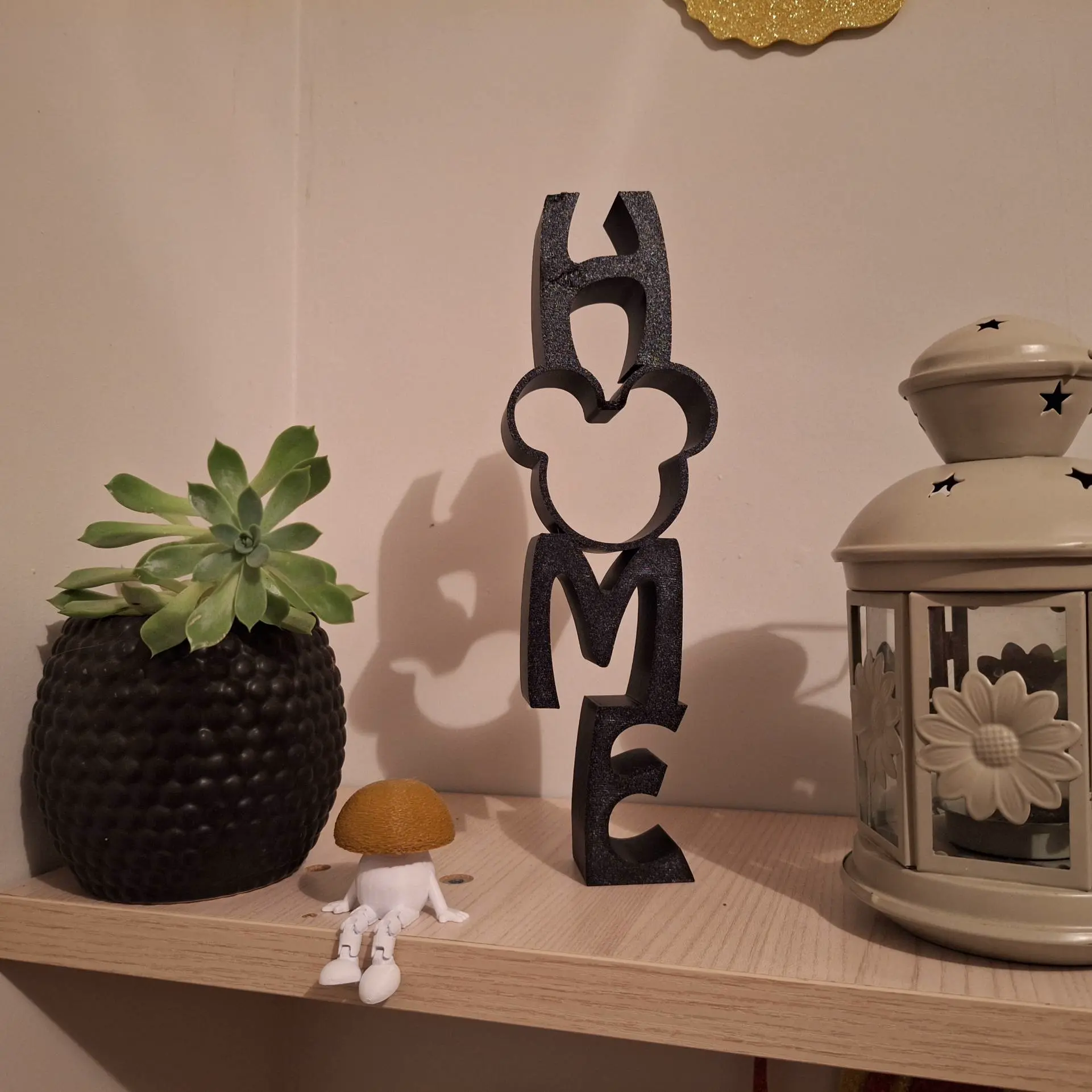 Bronvoorbeeld van het 3D-model Home Mickey - Disney style home decor door Nick3di