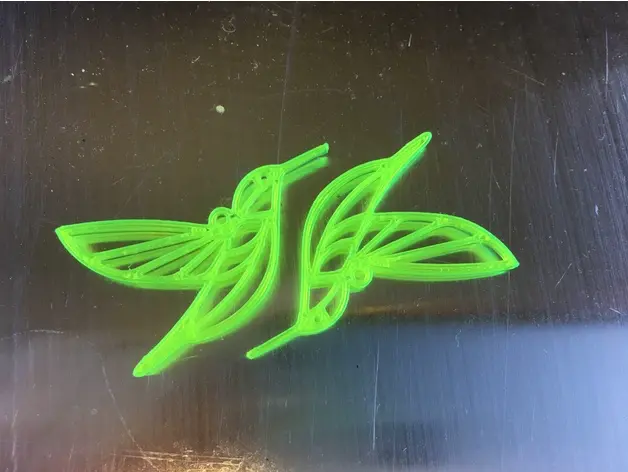 Source preview of the Hummingbird Earrings 3D model by theGeekGirl72