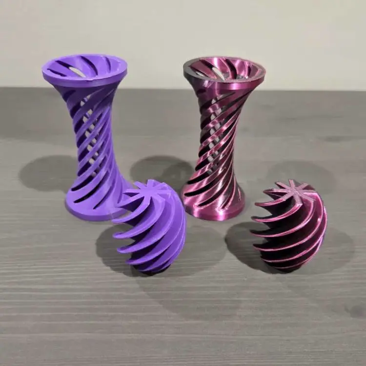 Source preview of the Impossible Ball Screw Toy 3D model by Calexer Prints