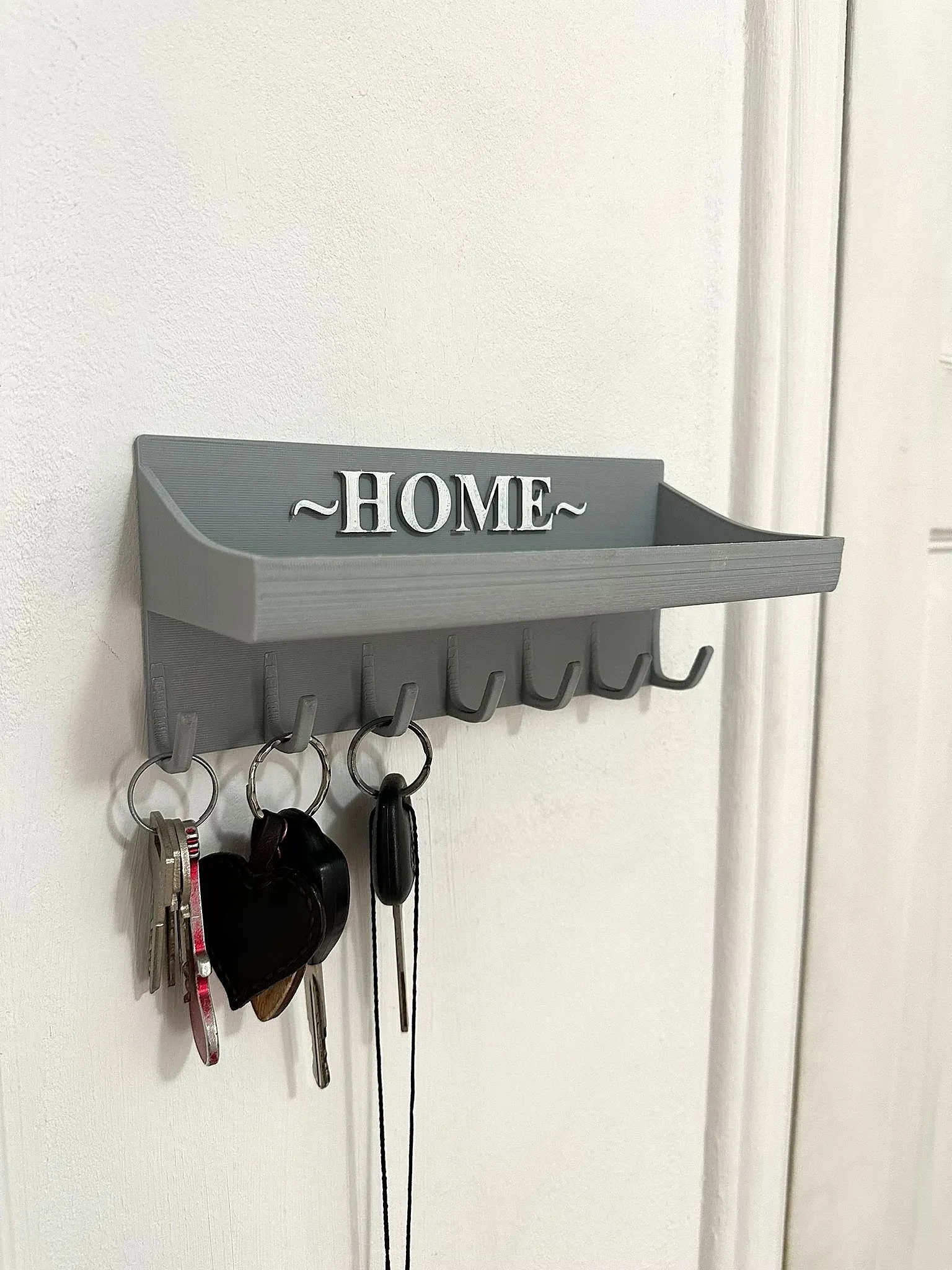 Bronvoorbeeld van het 3D-model Key hanger with shelf door ELIANDev0