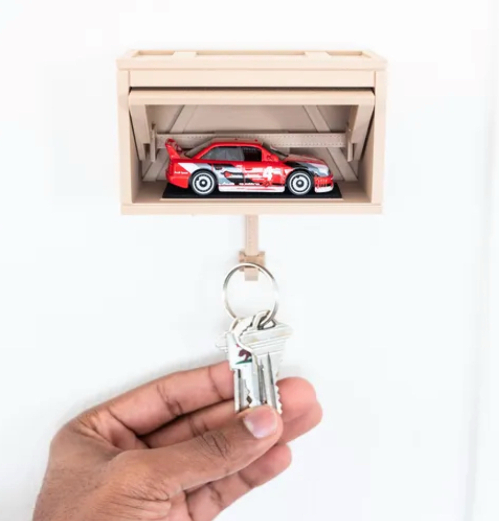 Bronvoorbeeld van het 3D-model Key holder door Nandish Shukla