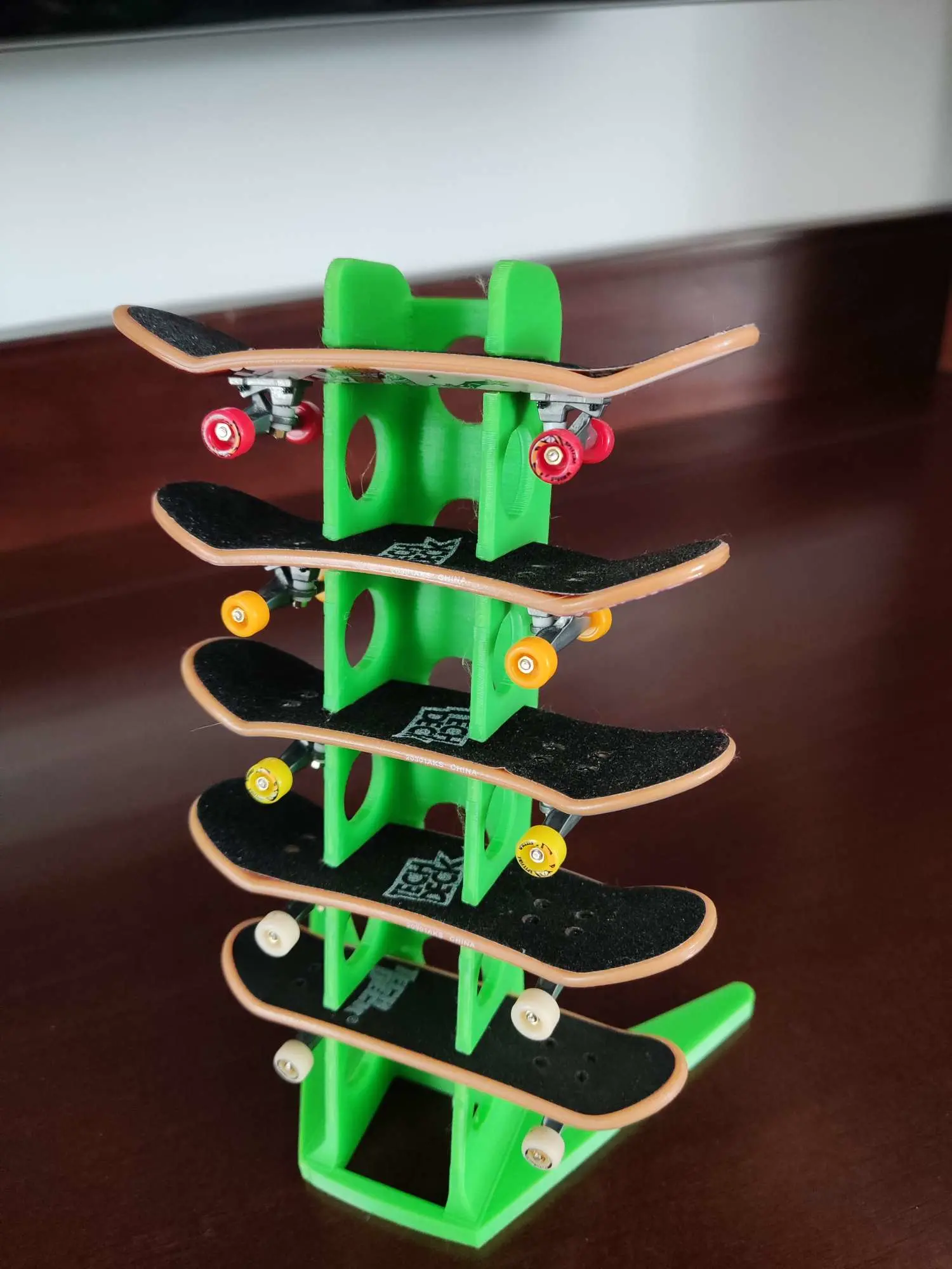 Bronvoorbeeld van het 3D-model Mini Skate Stand door TALMOX