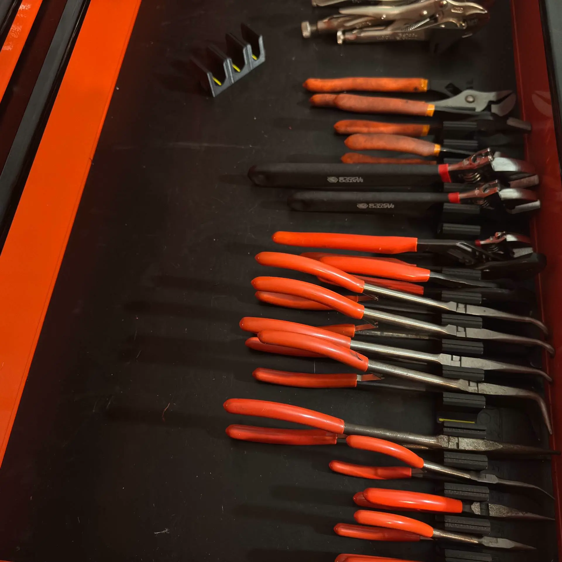 Bronvoorbeeld van het 3D-model Modular Plier Organizers door DDTRoyalBeggar