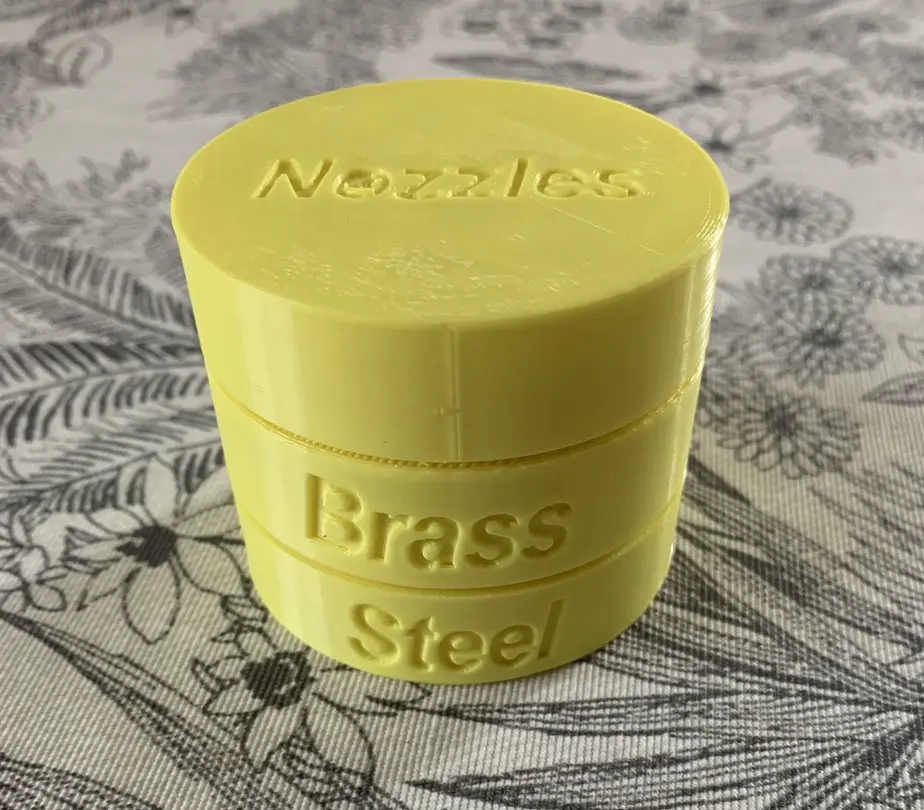 Bronvoorbeeld van het 3D-model Nozzle Box door Nico79