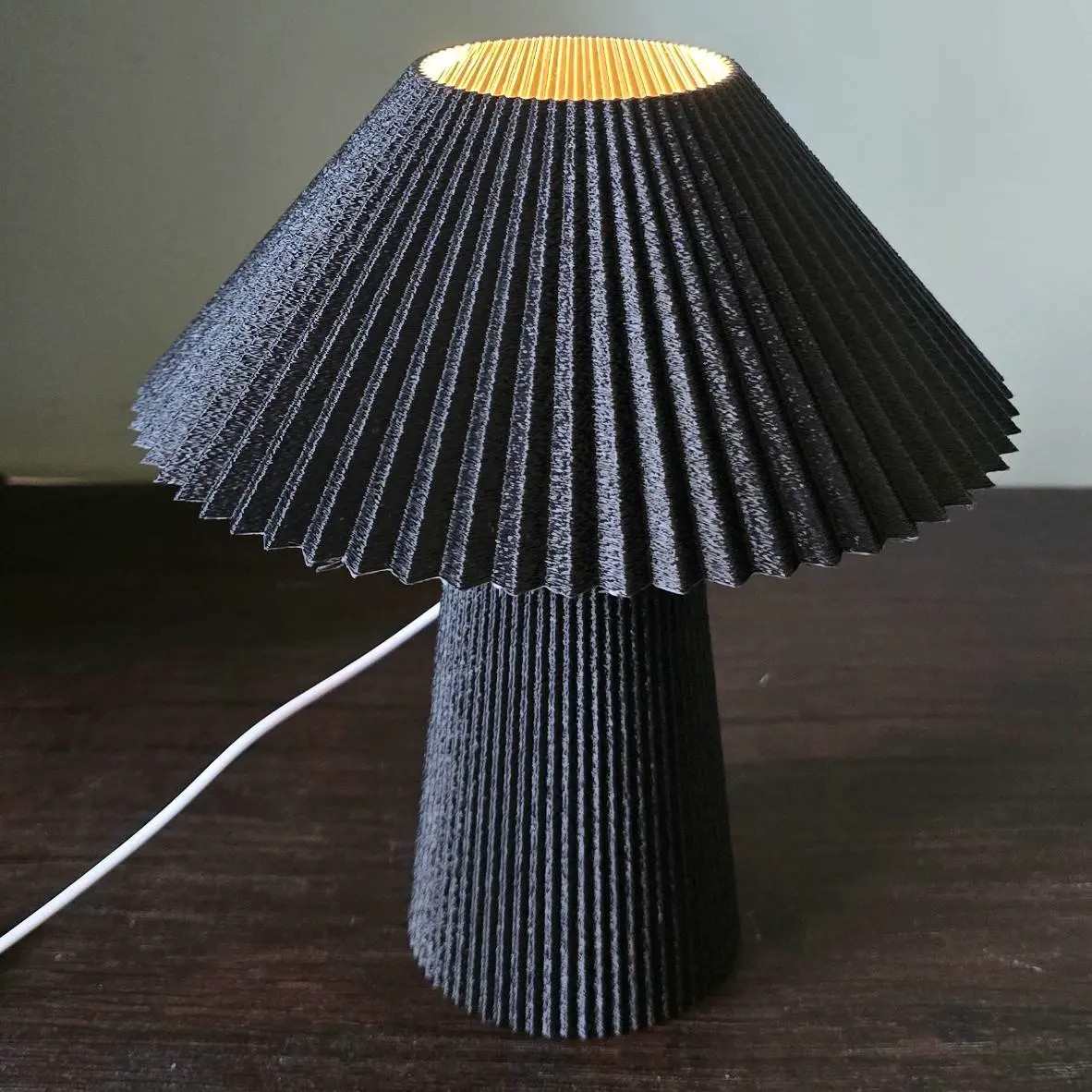 Source preview of the Origami table lamp -MOKA Design 3D model by MOKADesign