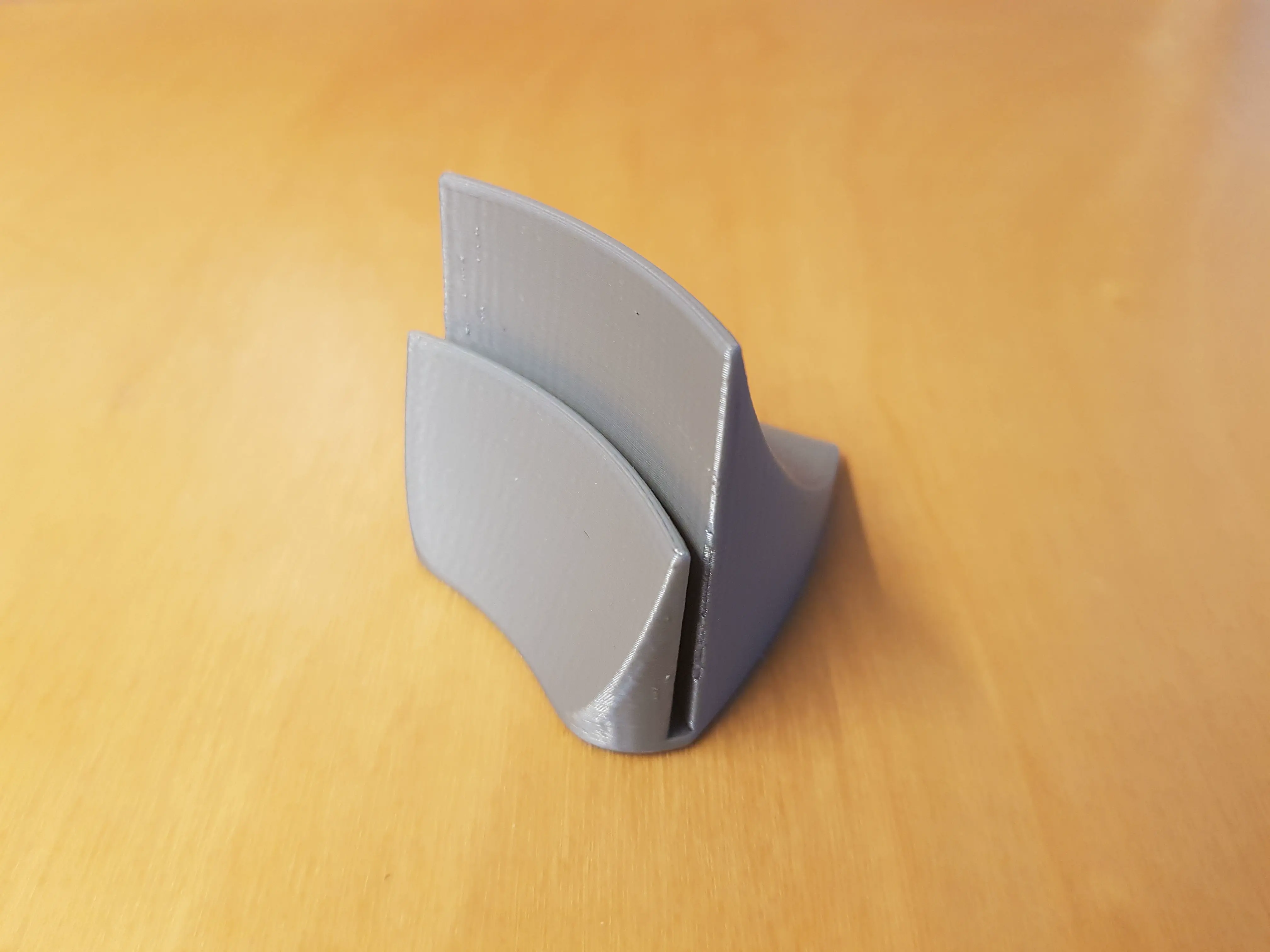 Bronvoorbeeld van het 3D-model Paper holder/display door redstone wizard