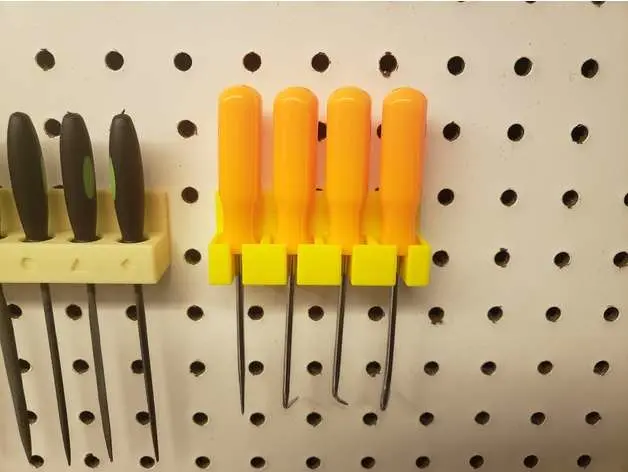 Source preview of the Peg Board Pick Set Holder 3D model by WmGarms