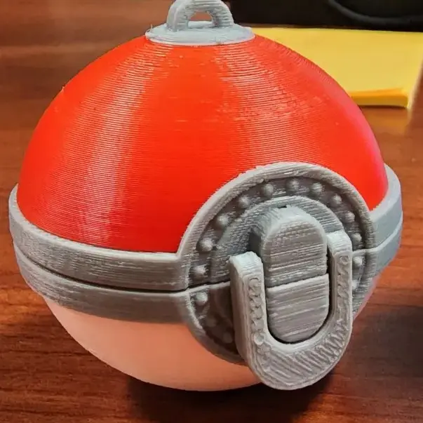 Bronvoorbeeld van het 3D-model pokemon origin ball door Nigel Garton