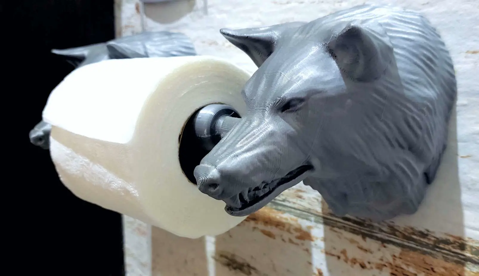 Source preview of the Porta rollo de lobos 3D model by Awoken
