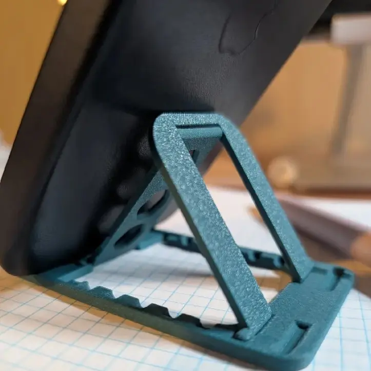 Source preview of the Print-In-Place Phone Stand 3D model by 13Chod95