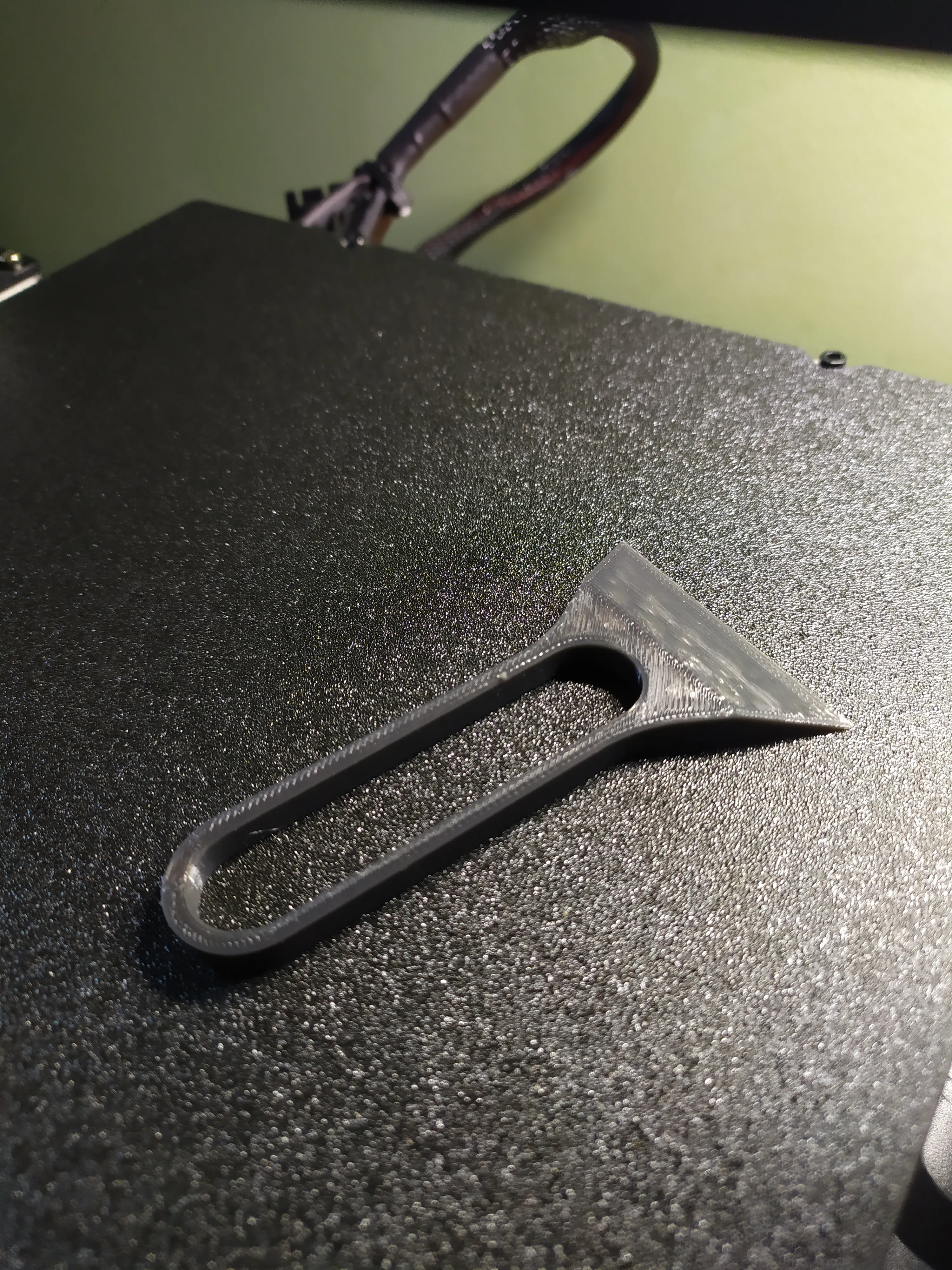 Source preview of the Printbed Scraper 3D model by Denis_3D