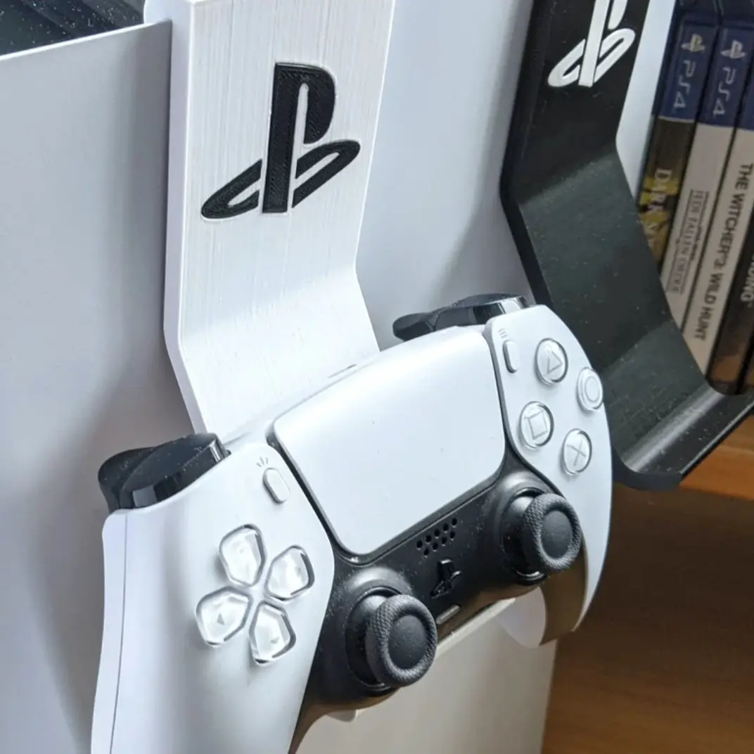 Bronvoorbeeld van het 3D-model PS5 controller support door Ailson A. B.