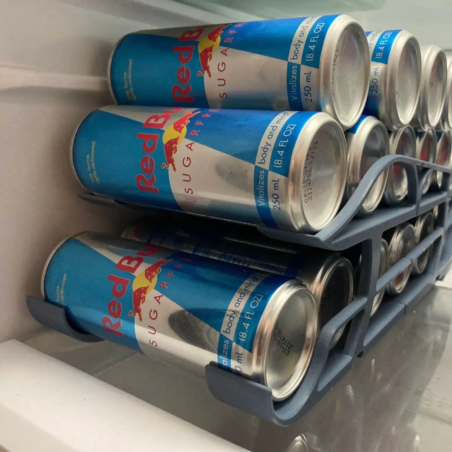 Bronvoorbeeld van het 3D-model red bull door kelob hillyer