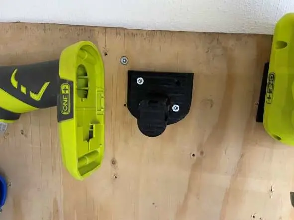 Source preview of the RYOBI TOOL MOUNT

 3D model by brc127