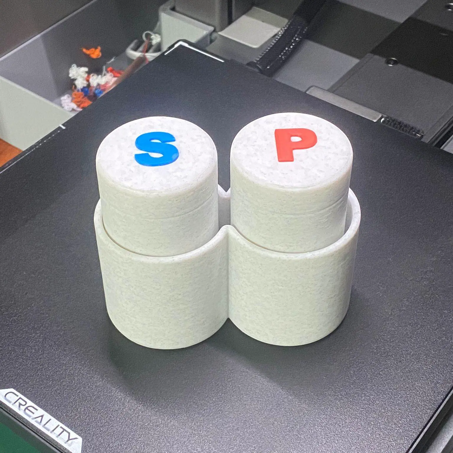 Bronvoorbeeld van het 3D-model SALERO Y PIMENTERO door JUAN PARDO VILARIÑO