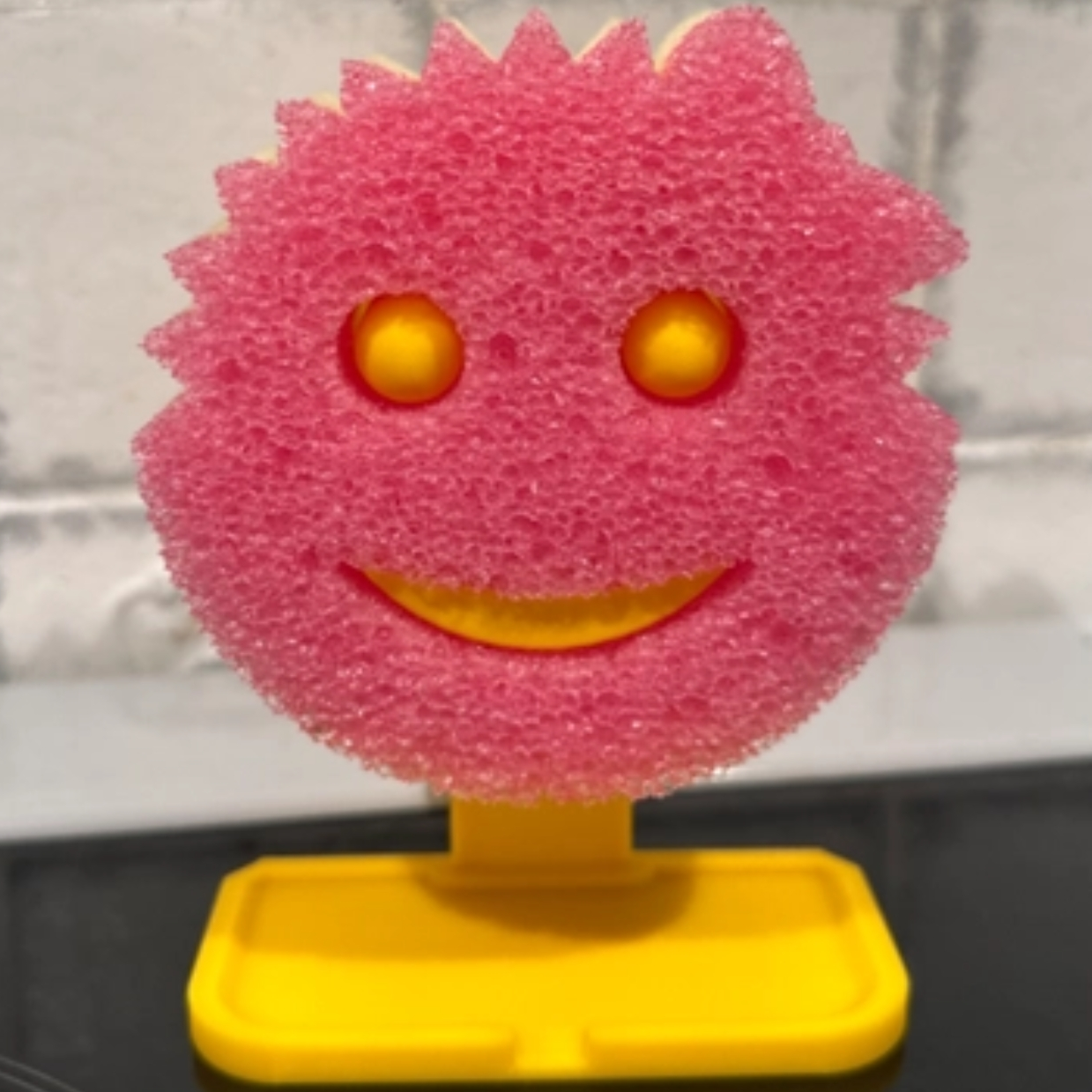 Bronvoorbeeld van het 3D-model scrub daddy stand door Hurricane_J