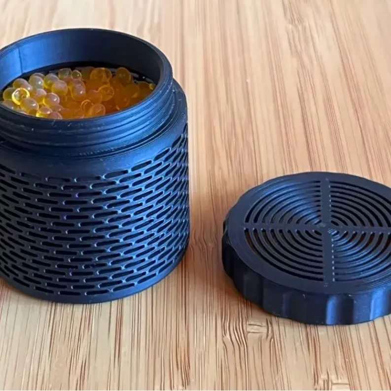 Source preview of the Container - silica gel 3D model by AmandaM