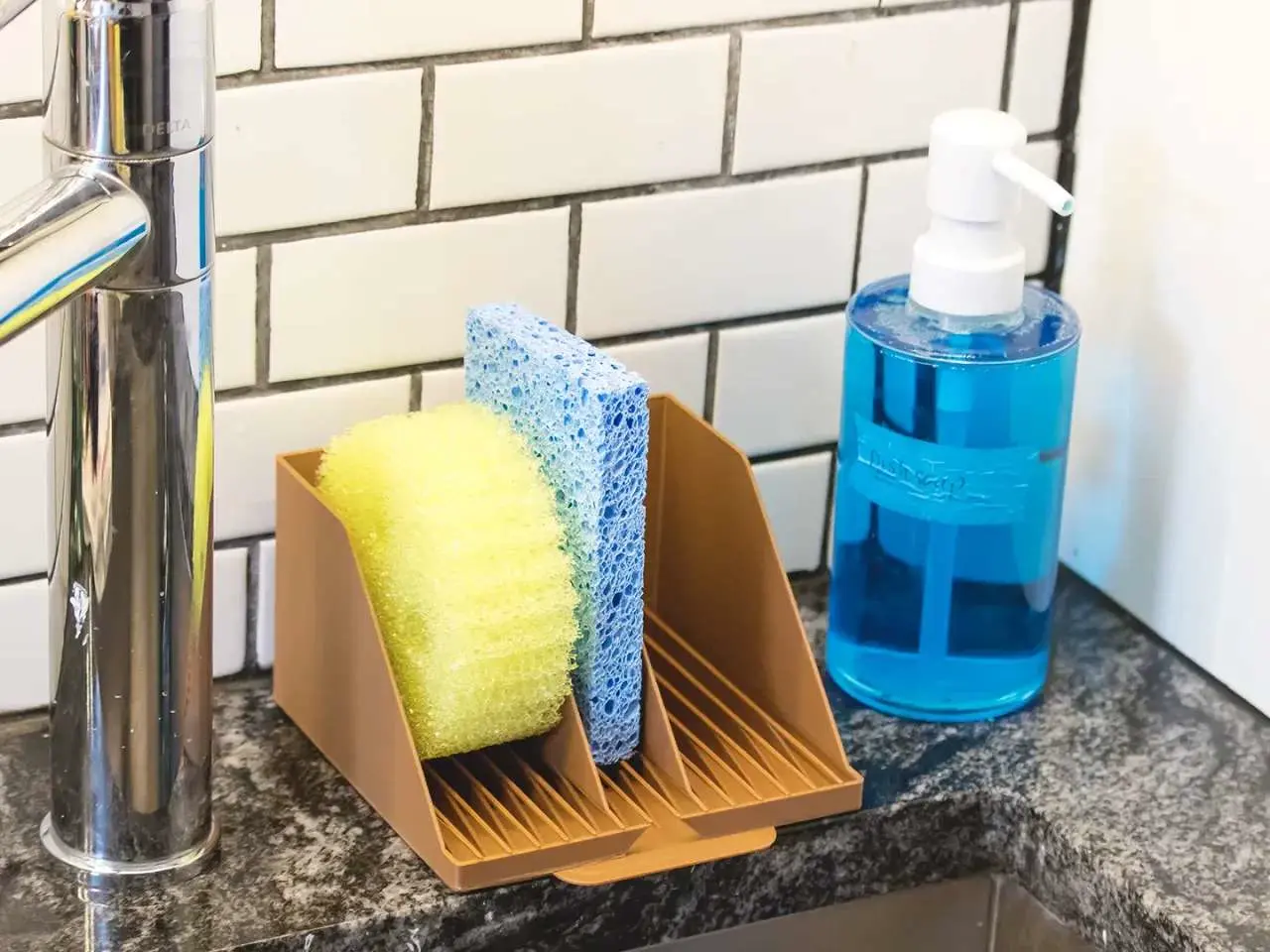 Bronvoorbeeld van het 3D-model sinkside sponge dish (vase mode) door Samlai