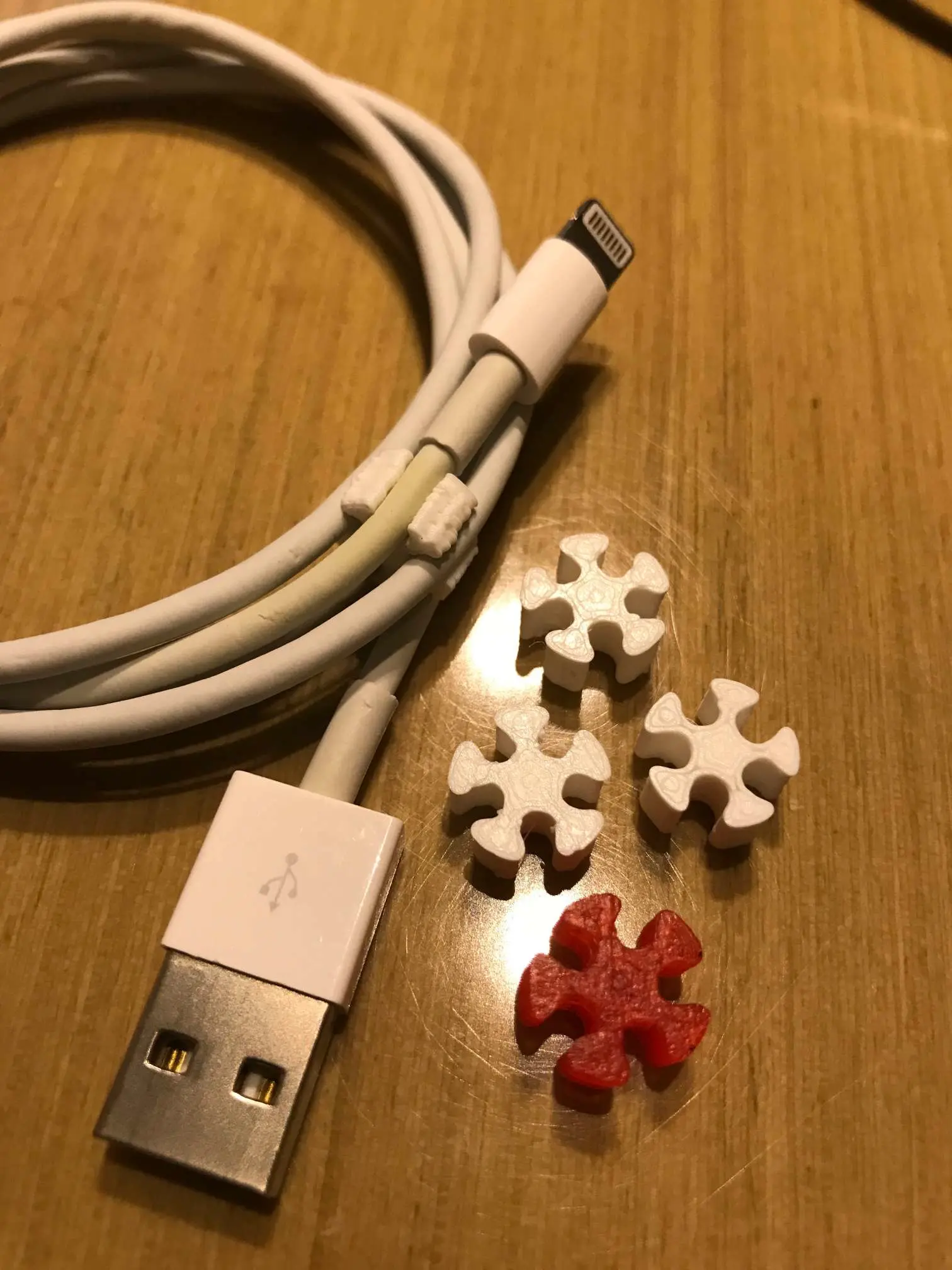 Source preview of the Snowflake USB Cable organizer 3D model by Mohd Zainol B Buyong