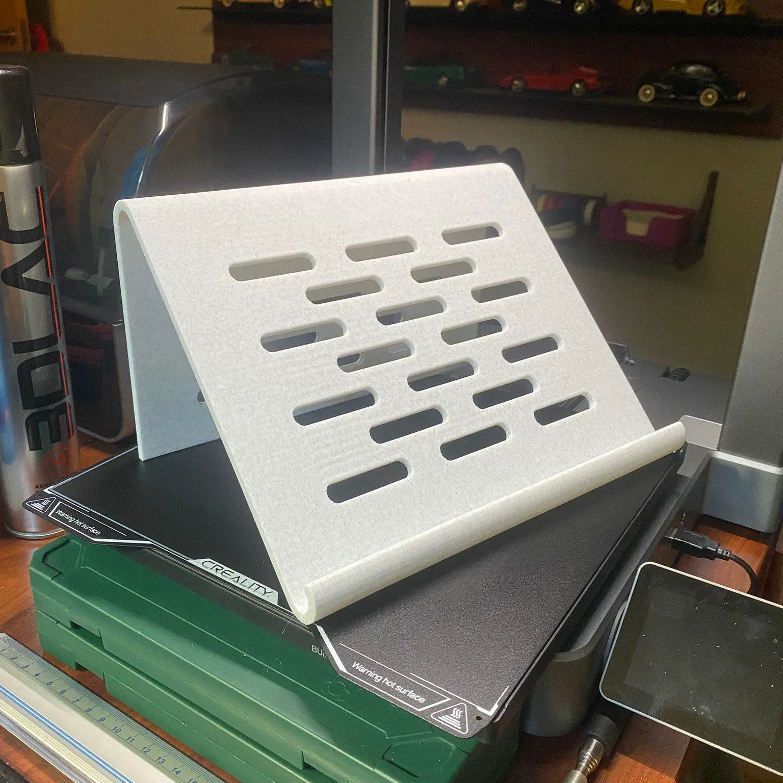 Source preview of the SOPORTE IPAD 12" 3D model by JUAN PARDO VILARIÑO