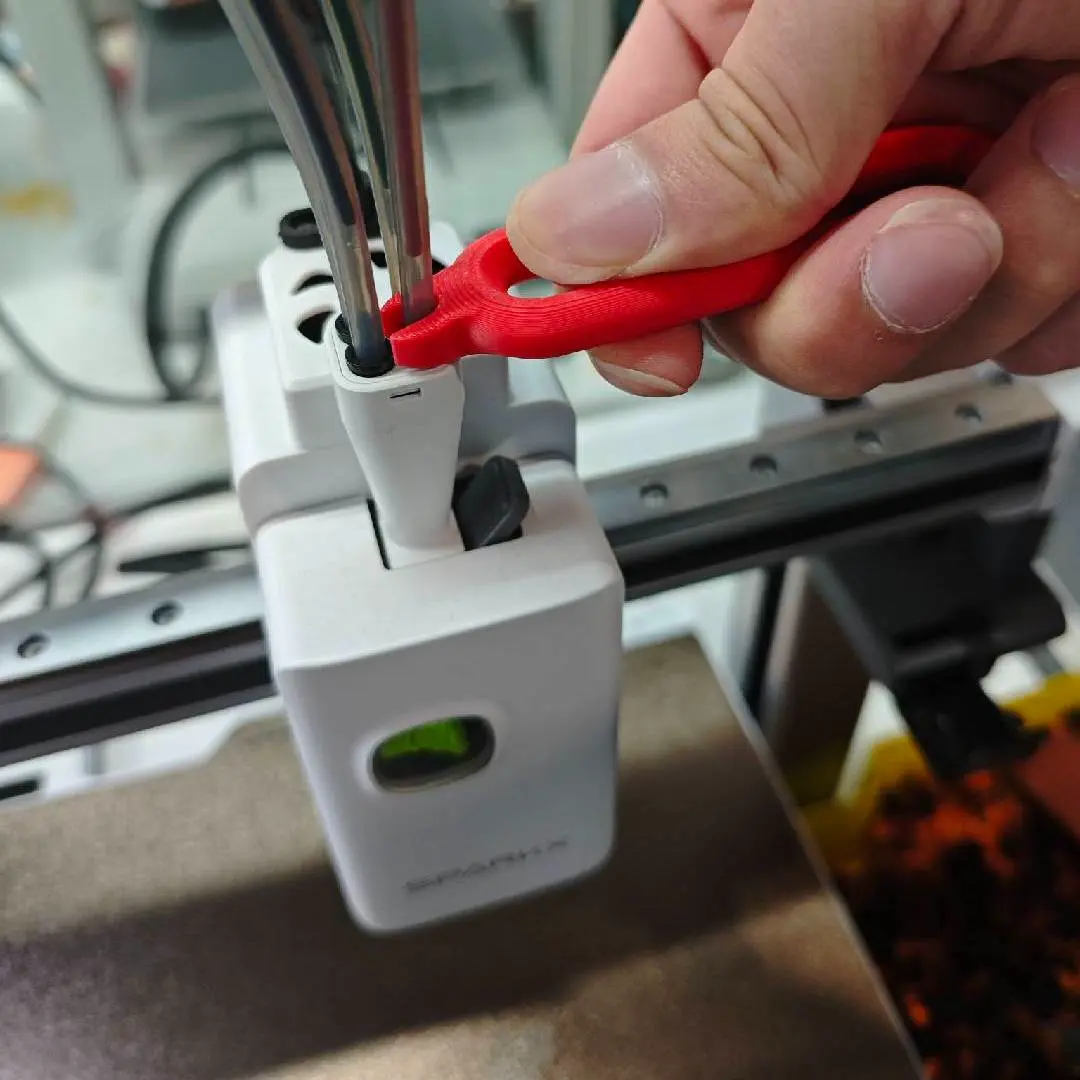 Bronvoorbeeld van het 3D-model SPARKX i7 PTFE Tube Removal Tool door SPARKX Official