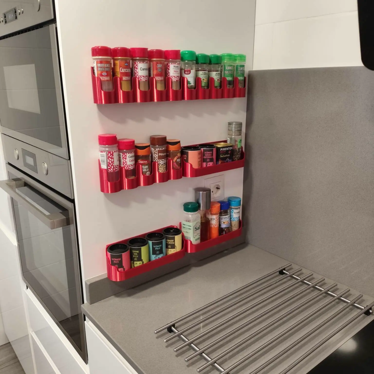 Bronvoorbeeld van het 3D-model Spice Rack V2 door Llanterner