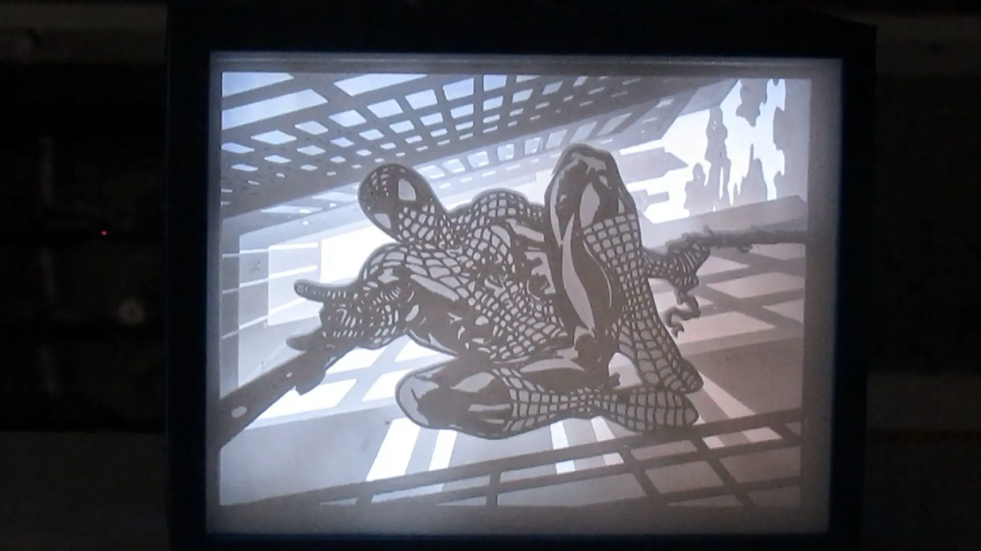 Bronvoorbeeld van het 3D-model spiderman lightbox (shadow box) door tecnoculebras