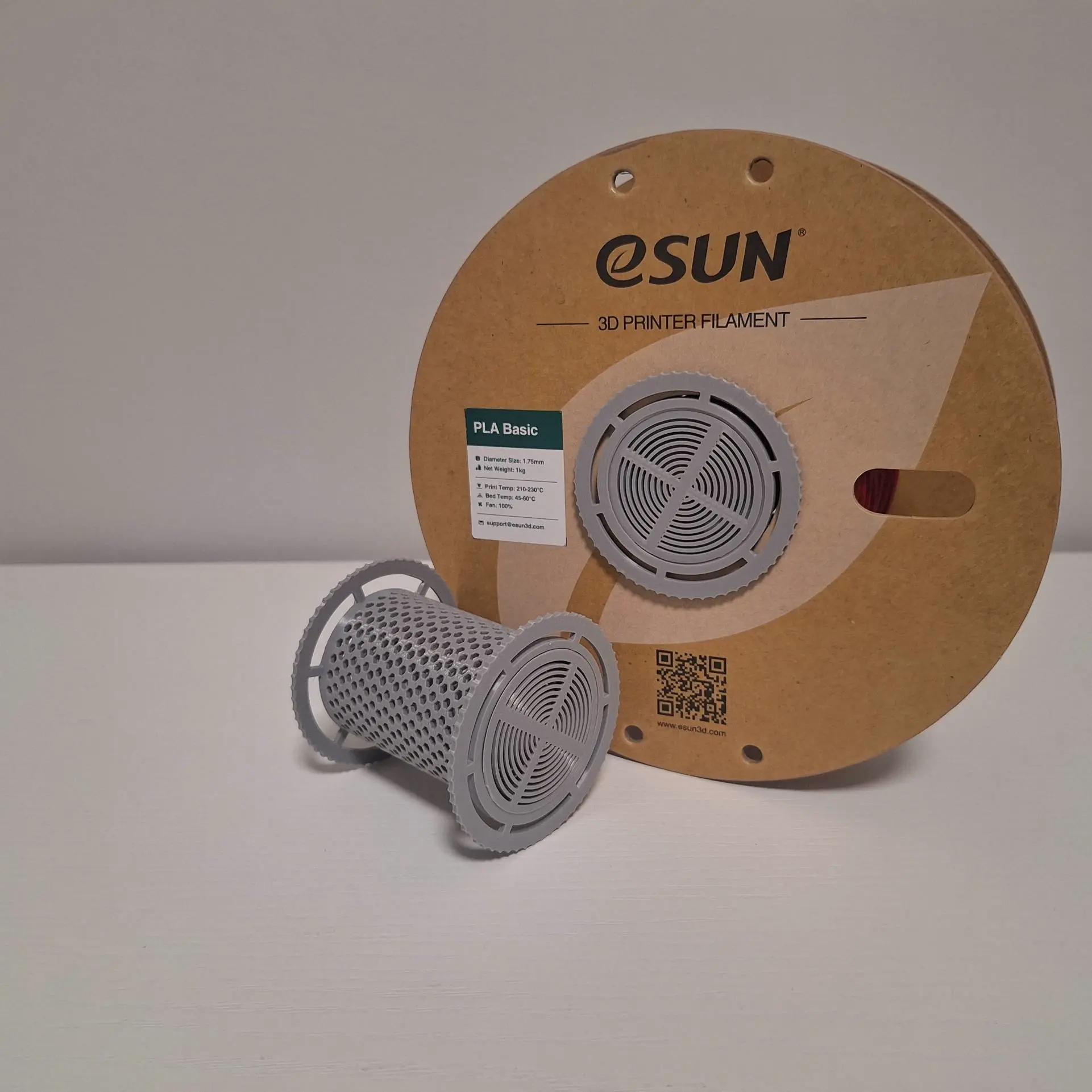 Bronvoorbeeld van het 3D-model Spool Desiccant Container – Silica Gel Silica Holder door Nick3di