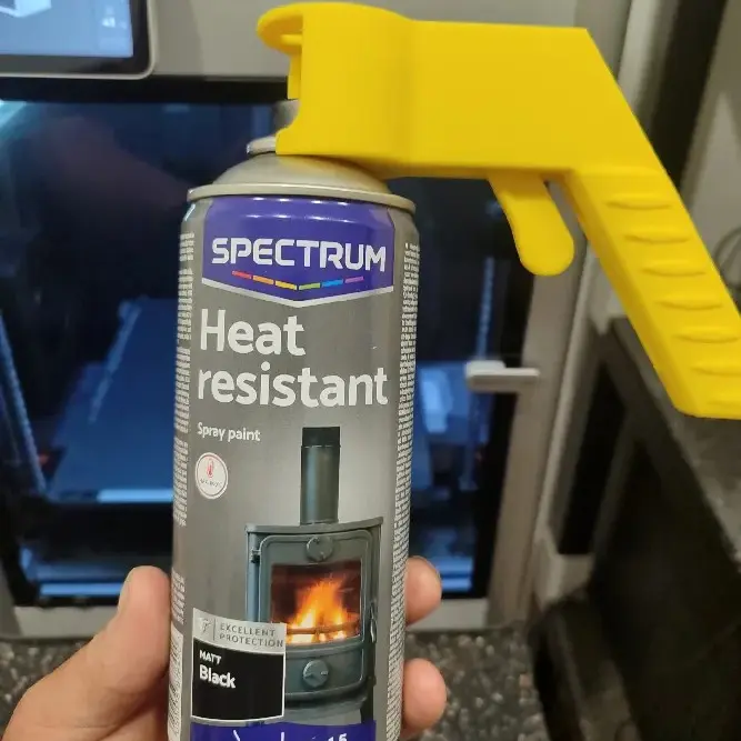 Bronvoorbeeld van het 3D-model Spray Handle Print-In-Place door 13Chod95