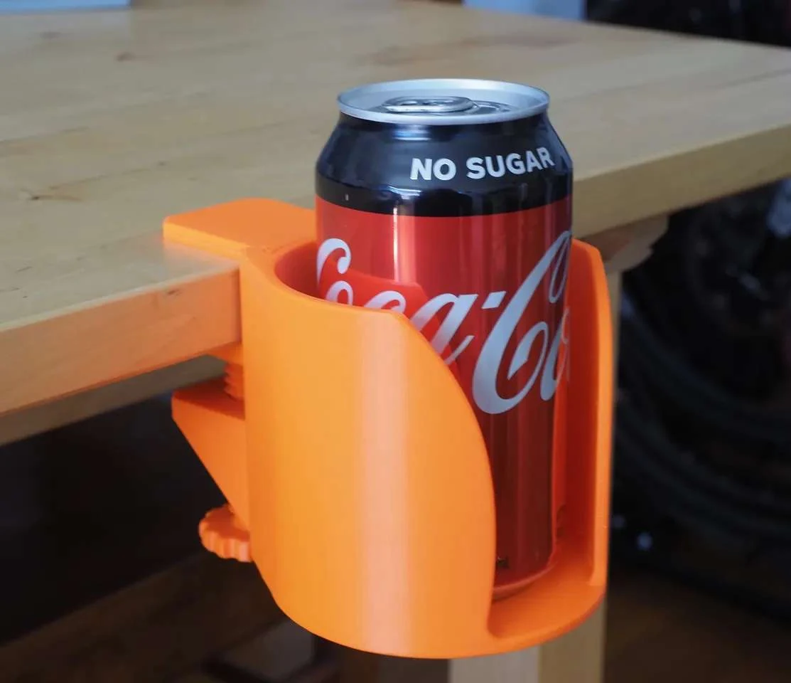 Bronvoorbeeld van het 3D-model The Laptop Saver - A sub-desk level drink holder door 3DreamerX