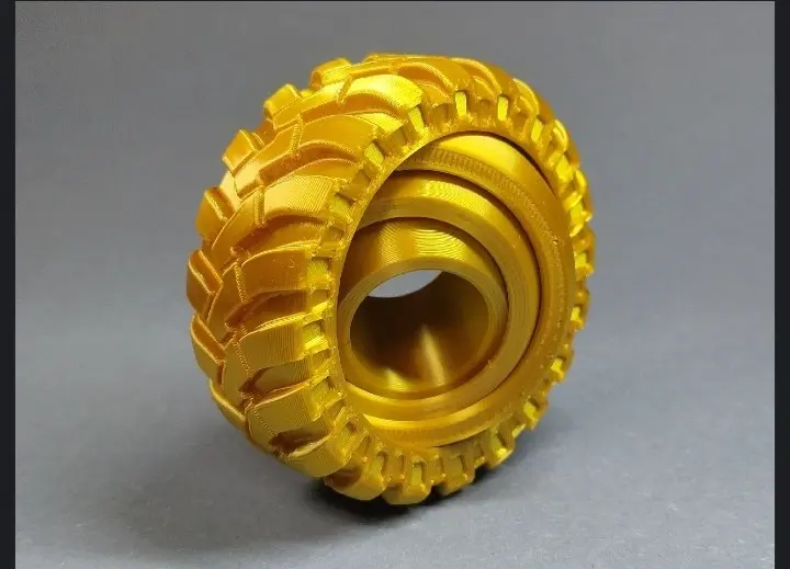 Source preview of the Tyre fidget 3D model by Johan Swart