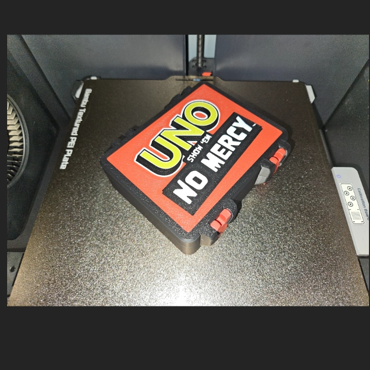 Bronvoorbeeld van het 3D-model UNO Show 'em No Mercy door Lillyrocket